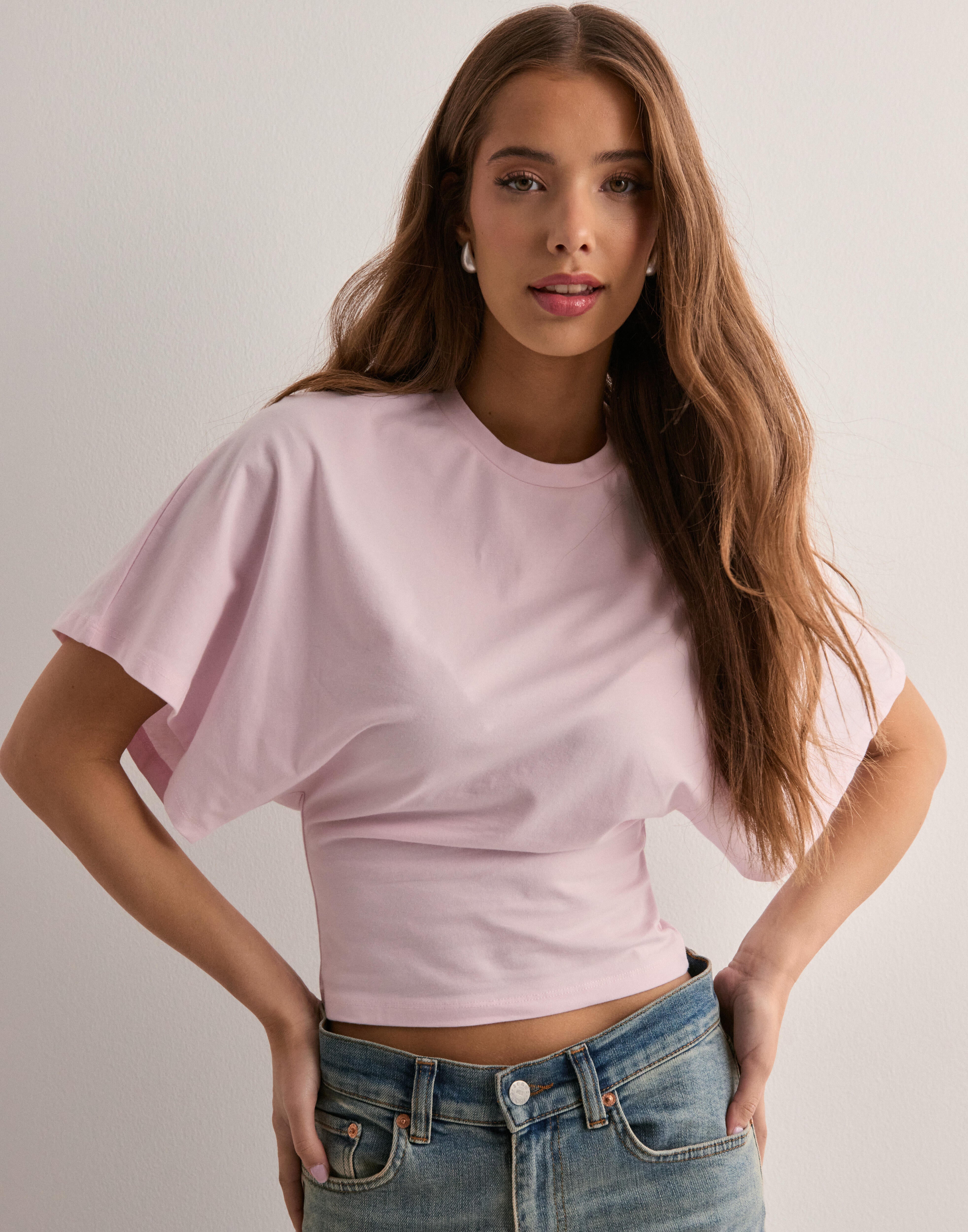 WIDE SLEEVE ICON TEE